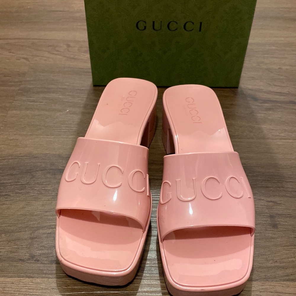 Gucci Rubber sandals Wild Rose